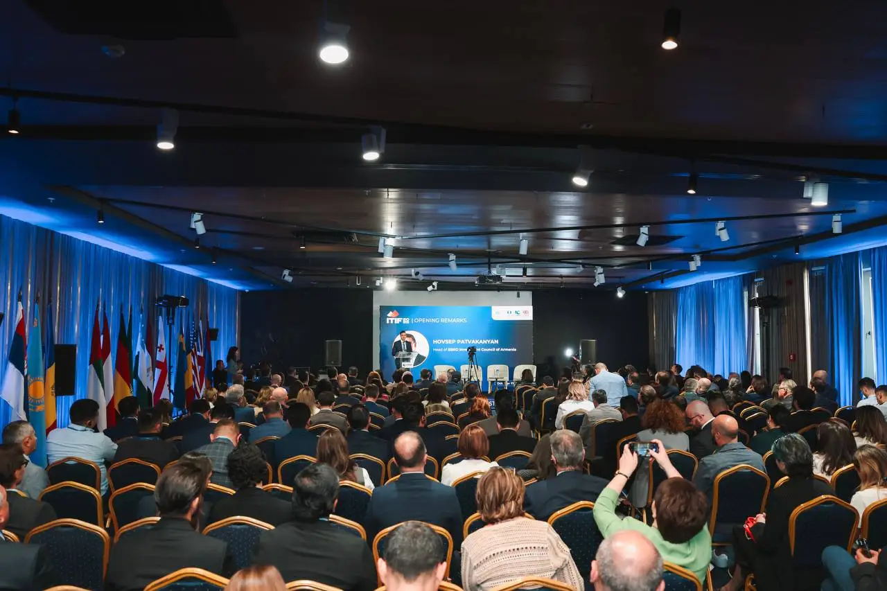 photo_2025-10-20_15-55-49